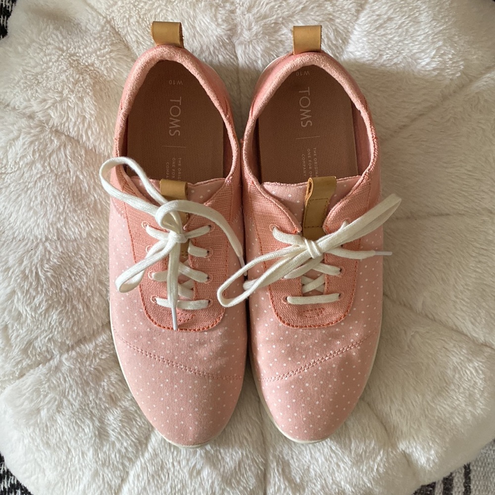 TOMS pink polka dot sneakers size 10